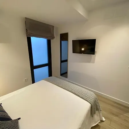 Lineros Apartman *